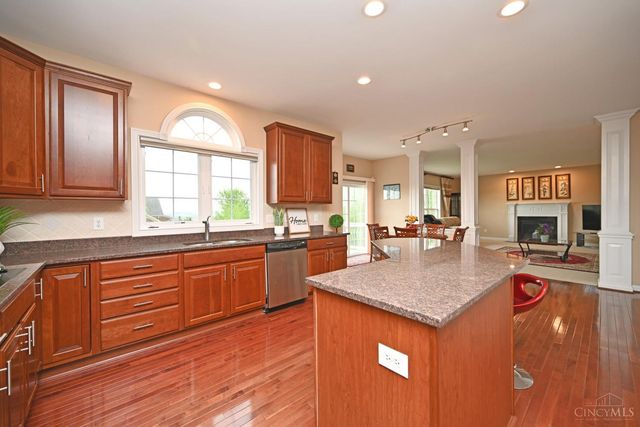 7434 Foxchase Drive, West Chester, OH 45069