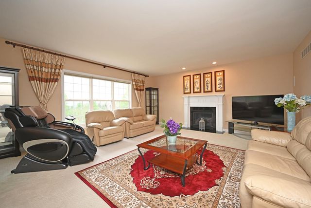7434 Foxchase Drive, West Chester, OH 45069