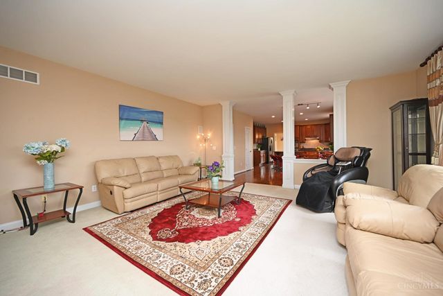 7434 Foxchase Drive, West Chester, OH 45069