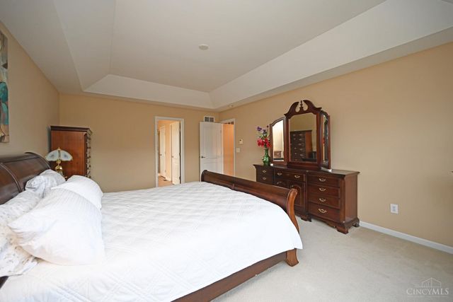 7434 Foxchase Drive, West Chester, OH 45069
