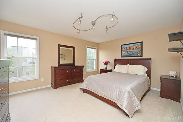 7434 Foxchase Drive, West Chester, OH 45069