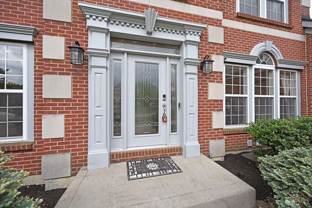 7434 Foxchase Drive, West Chester, OH 45069