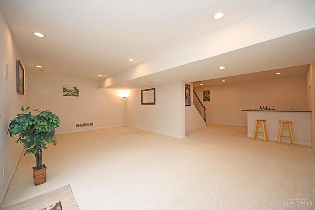 7434 Foxchase Drive, West Chester, OH 45069