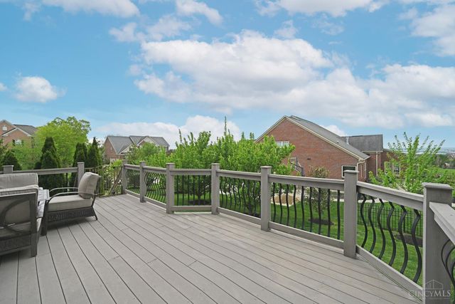 7434 Foxchase Drive, West Chester, OH 45069