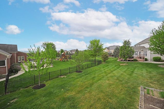 7434 Foxchase Drive, West Chester, OH 45069