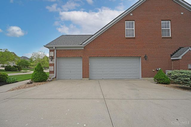 7434 Foxchase Drive, West Chester, OH 45069