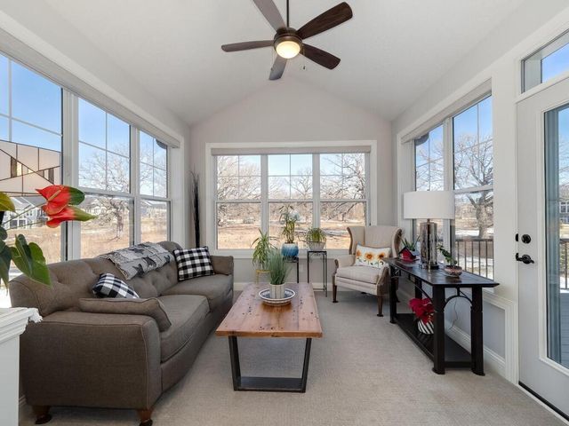 6438 Timber Arch Drive, Chaska, MN 55318