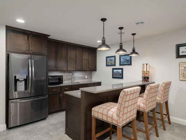 6438 Timber Arch Drive, Chaska, MN 55318