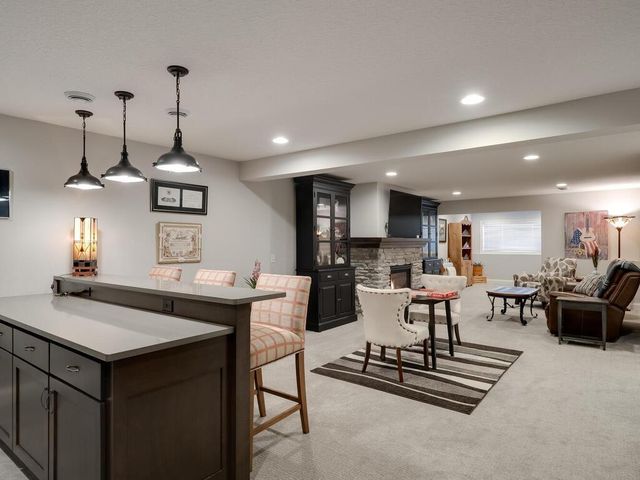 6438 Timber Arch Drive, Chaska, MN 55318