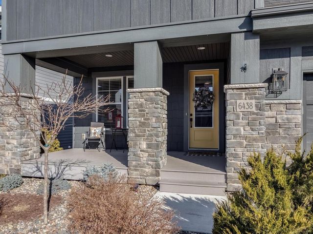 6438 Timber Arch Drive, Chaska, MN 55318