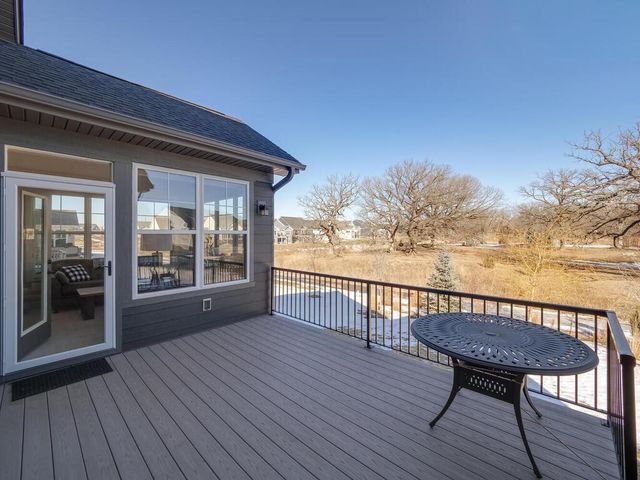 6438 Timber Arch Drive, Chaska, MN 55318