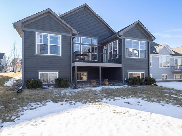 6438 Timber Arch Drive, Chaska, MN 55318