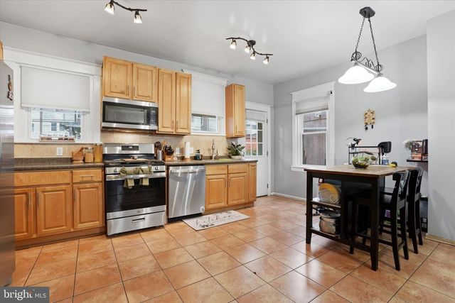 7032 ERDRICK ST, Philadelphia, PA 19135