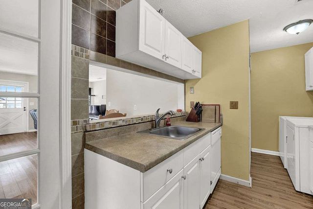 1358 Old Coach Road SW, Marietta, GA 30008