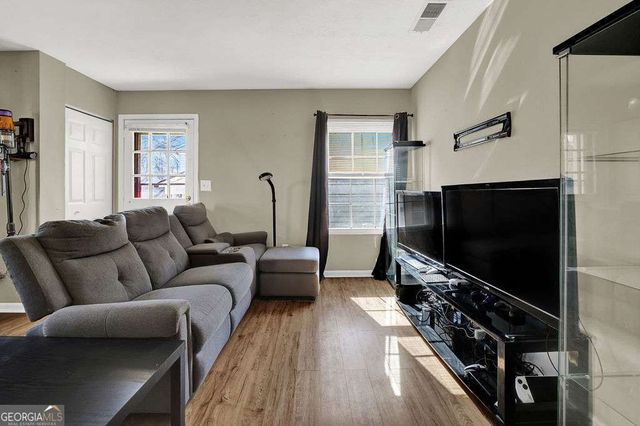 1358 Old Coach Road SW, Marietta, GA 30008