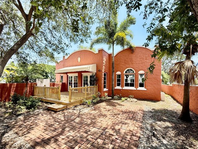 1318 SE 2nd Avenue, Fort Lauderdale, FL 33316