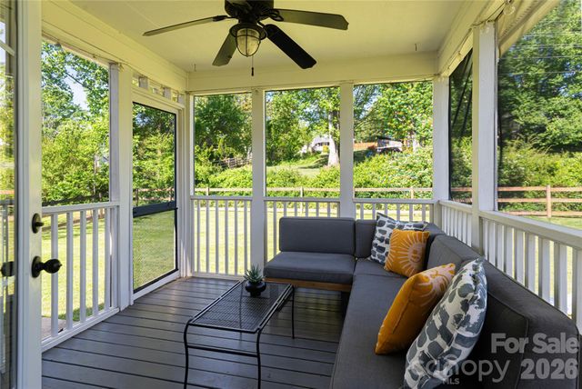 5 Mallory Meadows Court, Arden, NC 28704