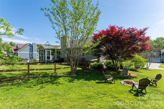 5 Mallory Meadows Court, Arden, NC 28704