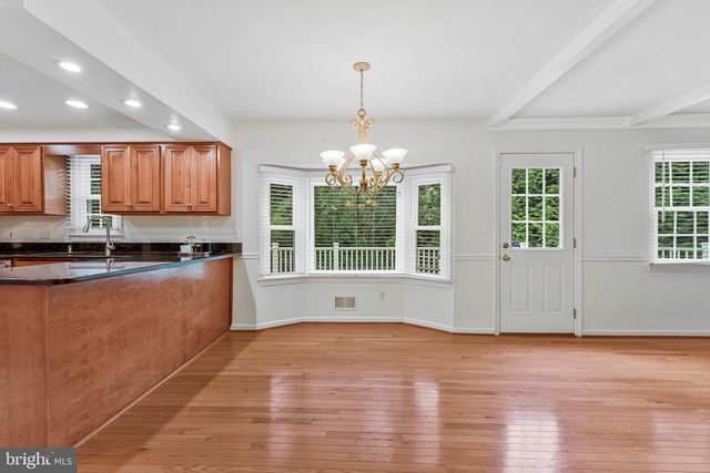 1171 FOXHOUND CT, Mclean, VA 22102