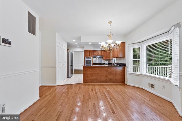 1171 FOXHOUND CT, Mclean, VA 22102