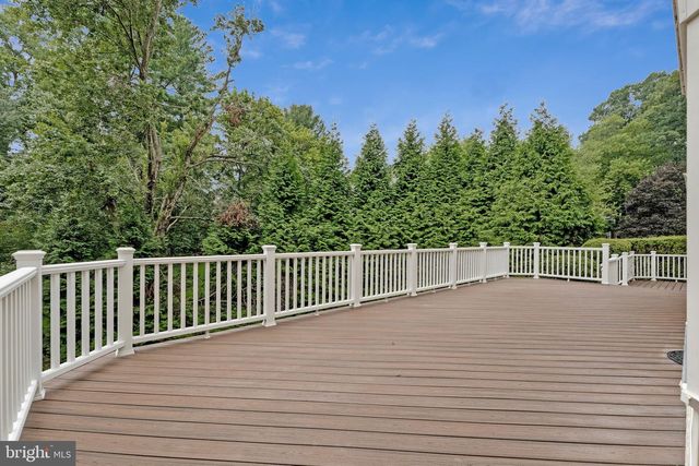 1171 FOXHOUND CT, Mclean, VA 22102