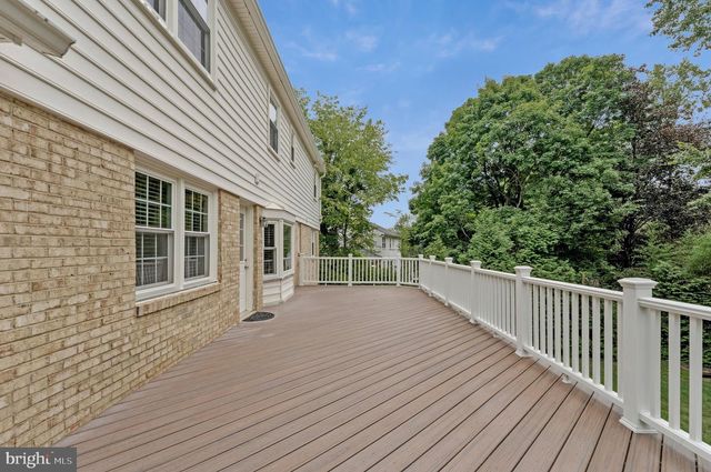 1171 FOXHOUND CT, Mclean, VA 22102