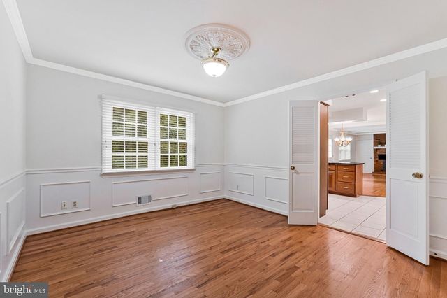 1171 FOXHOUND CT, Mclean, VA 22102