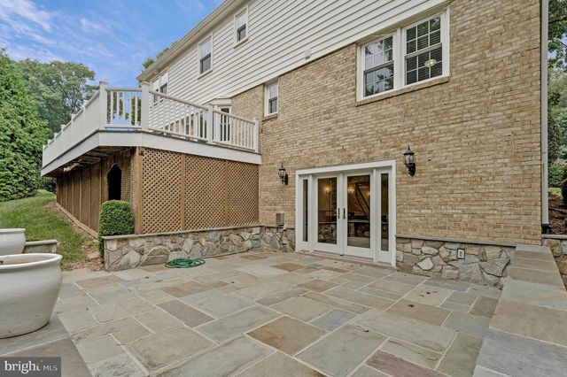 1171 FOXHOUND CT, Mclean, VA 22102