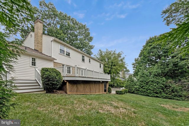 1171 FOXHOUND CT, Mclean, VA 22102