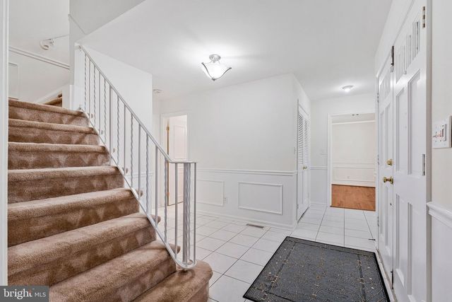 1171 FOXHOUND CT, Mclean, VA 22102