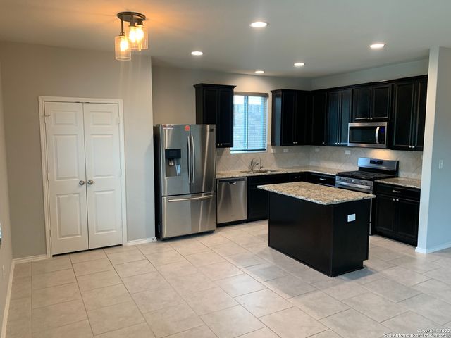 1451 POLYDORA, San Antonio, TX 78245