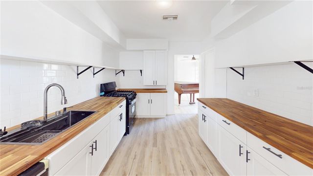 1144 GERONA AVENUE, Deltona, FL 32725