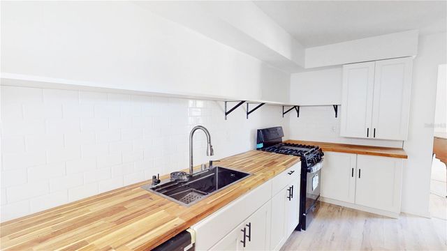 1144 GERONA AVENUE, Deltona, FL 32725