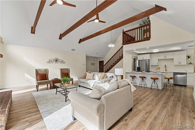 3270 Endsley Road, Brooksville, FL 34604