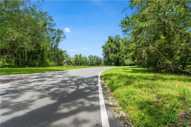 3270 Endsley Road, Brooksville, FL 34604