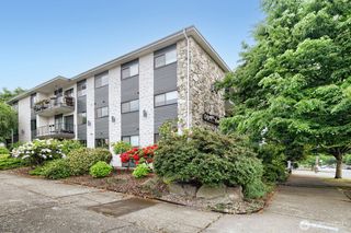 6110 24th Avenue NW #203, Seattle, WA 98107