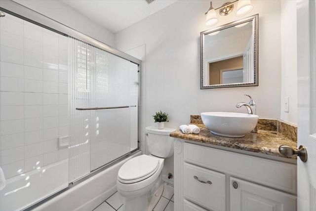 2920 W EL PRADO BOULEVARD 13, Tampa, FL 33629