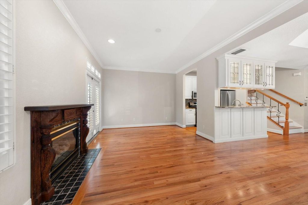 Image 12 of property listing at 2920 W EL PRADO BOULEVARD 13, Tampa, FL 33629