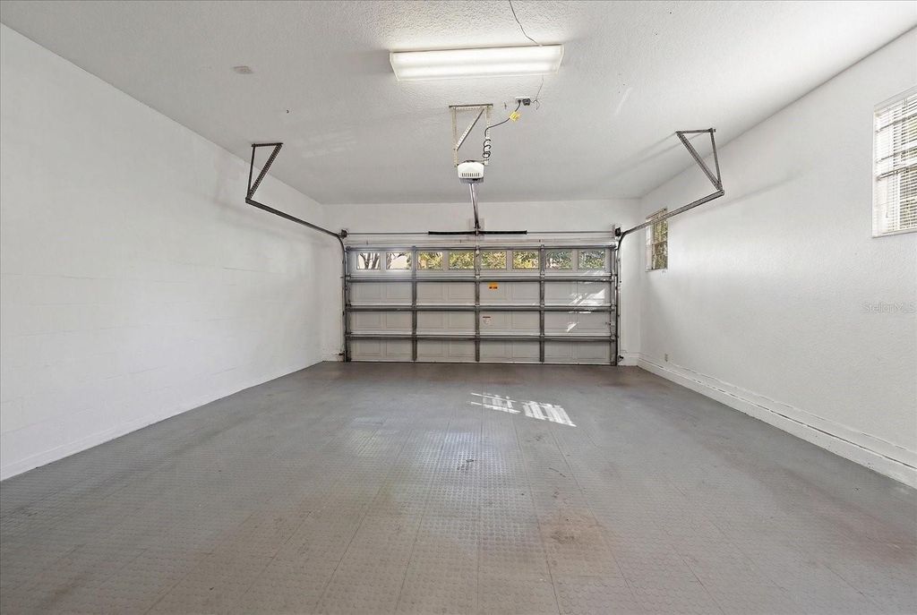 Image 36 of property listing at 2920 W EL PRADO BOULEVARD 13, Tampa, FL 33629