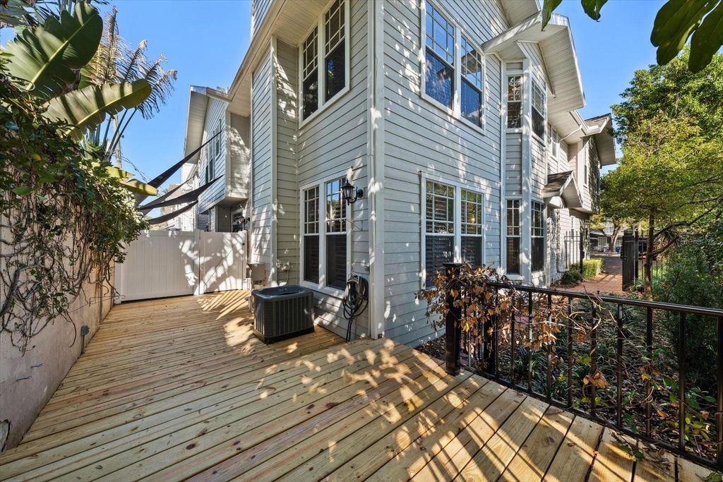 Image 42 of property listing at 2920 W EL PRADO BOULEVARD 13, Tampa, FL 33629
