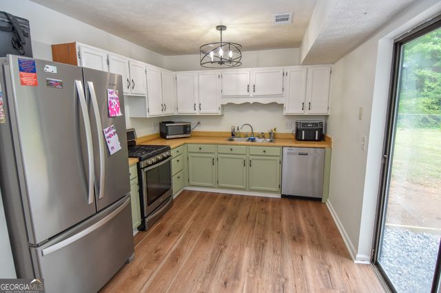 2075 Highway 36 E, Milner, GA 30257