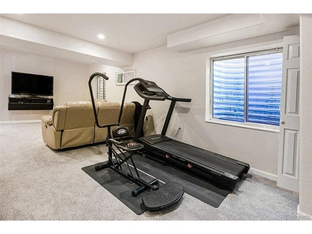 3300 Molly Ln, Broomfield, CO 80023