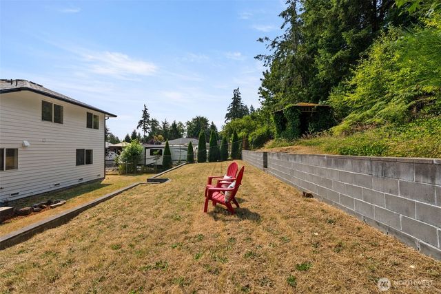 7307 Morning View Avenue NE, Bremerton, WA 98311