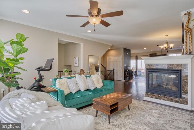 10228 FOUNTAIN CIR, Manassas, VA 20110