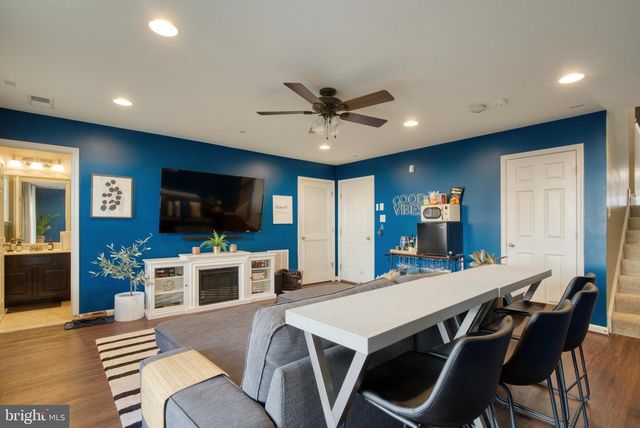 10228 FOUNTAIN CIR, Manassas, VA 20110