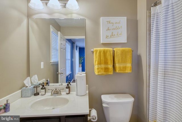 10228 FOUNTAIN CIR, Manassas, VA 20110