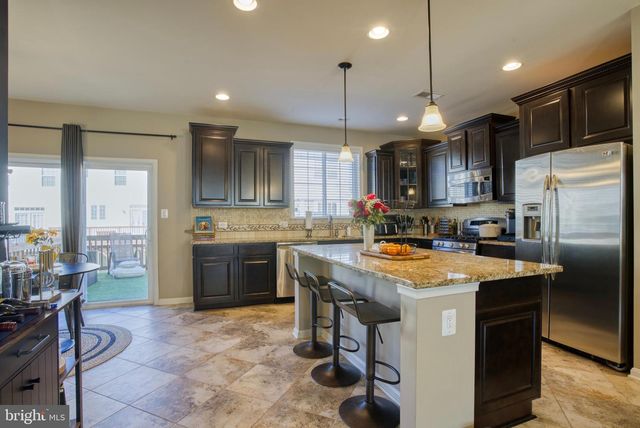 10228 FOUNTAIN CIR, Manassas, VA 20110