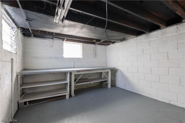 736 17th Street NE, Massillon, OH 44646