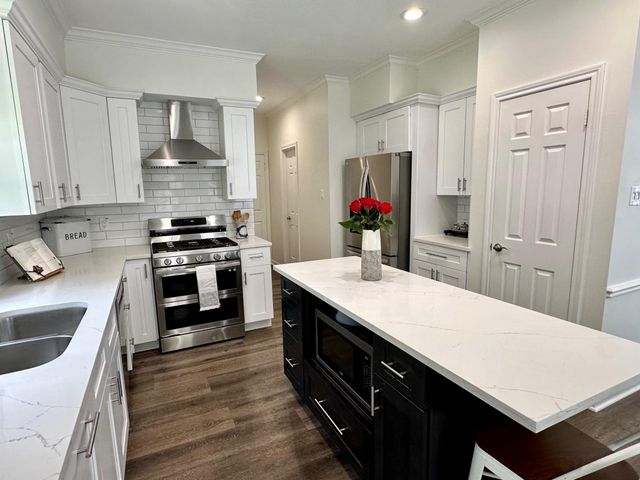 4602 Jamaica Drive, Sugar Land, TX 77479