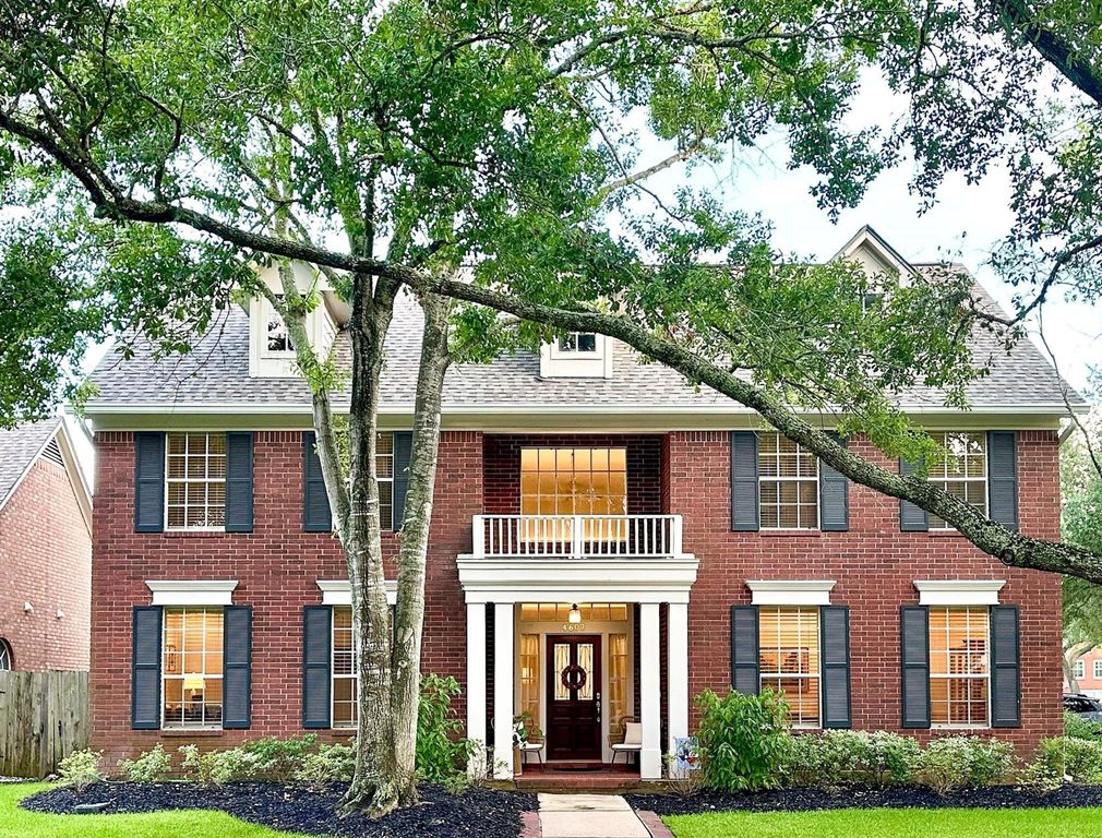 4602 Jamaica Drive, Sugar Land, TX 77479